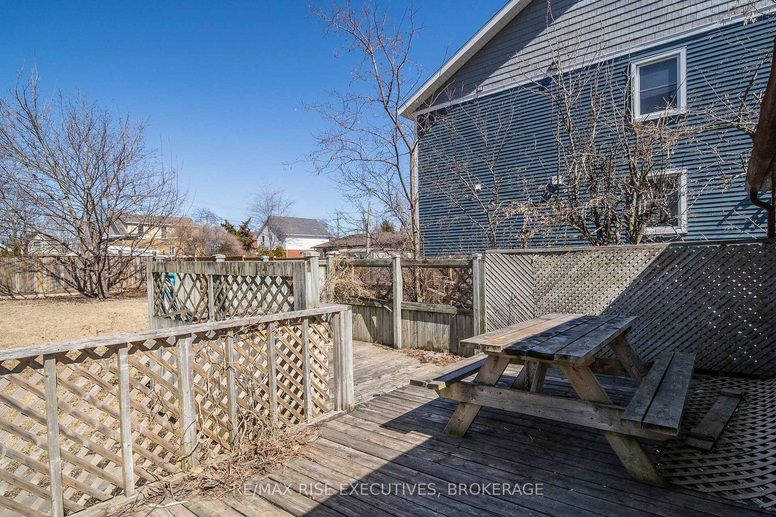 Listing Image 8