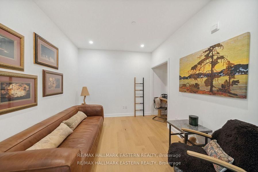 195 Hunter Street E, Unit TH 01 - Photo 11