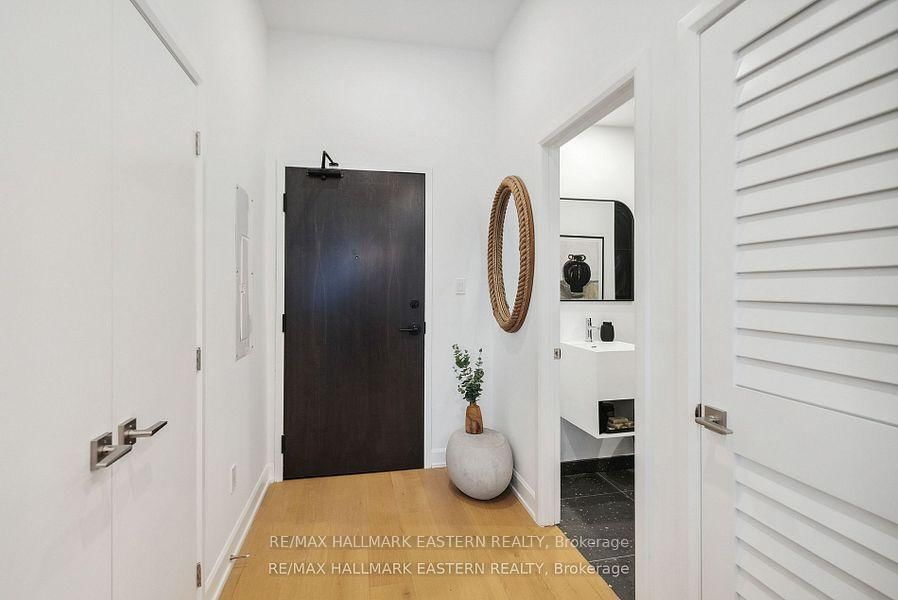 195 Hunter Street E, Unit TH 01 - Photo 13