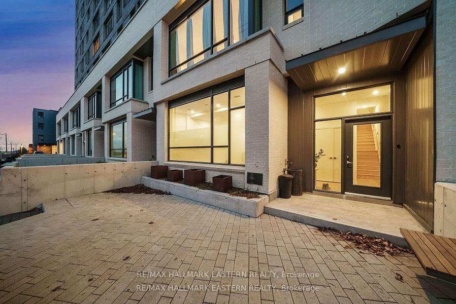 195 Hunter Street E, Unit TH 01 - Photo 3