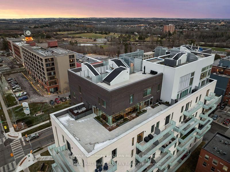 195 Hunter Street E, Unit TH 01 - Photo 35