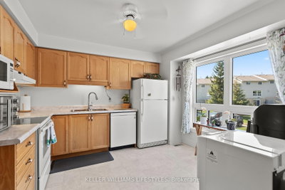 Unit 23 — 536 Third Street — more photos