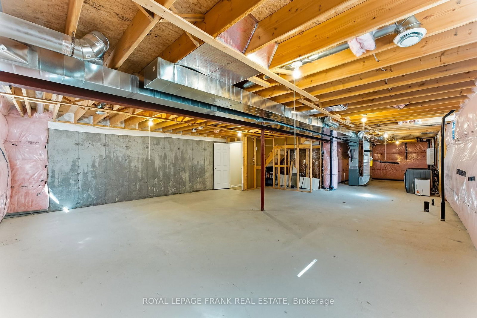 Listing Image 33
