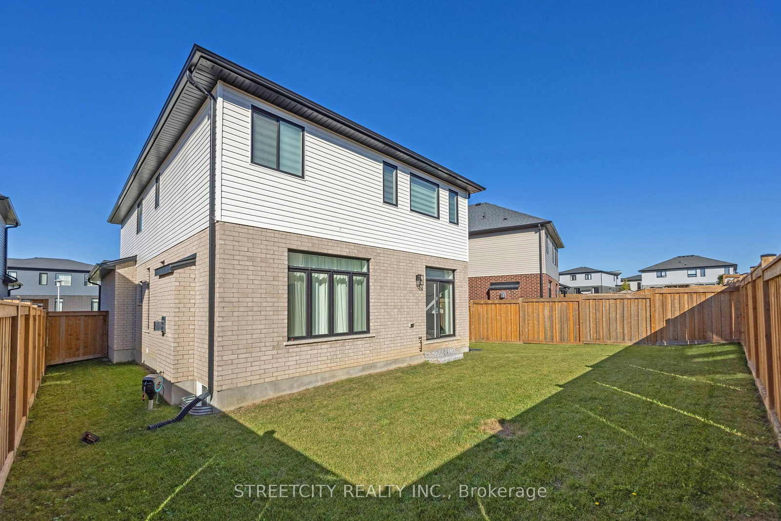 Listing Image 49