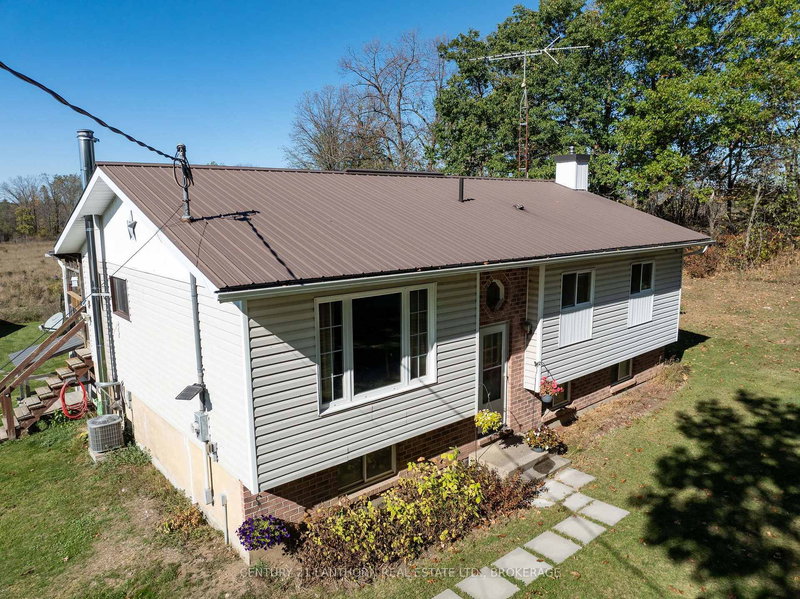 home for sale on 895 Ninth Concession Road