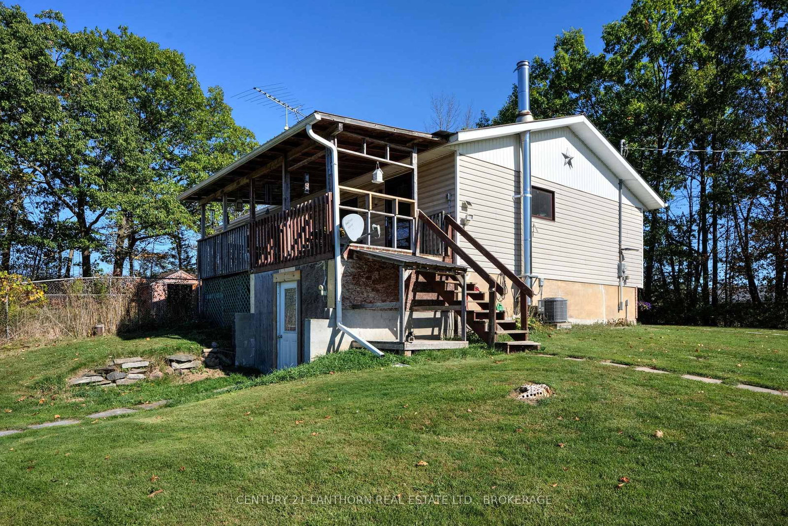 Listing Image 3