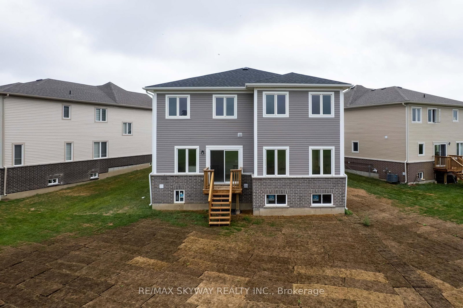 Listing Image 32