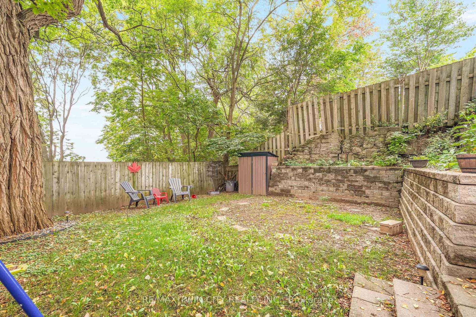 Listing Image 40