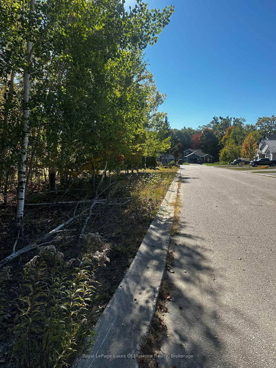 23 Freeland Dr | Gravenhurst | Image