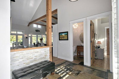 174 High Bluff Lane, Blue Mountains, Ontario image-0-4