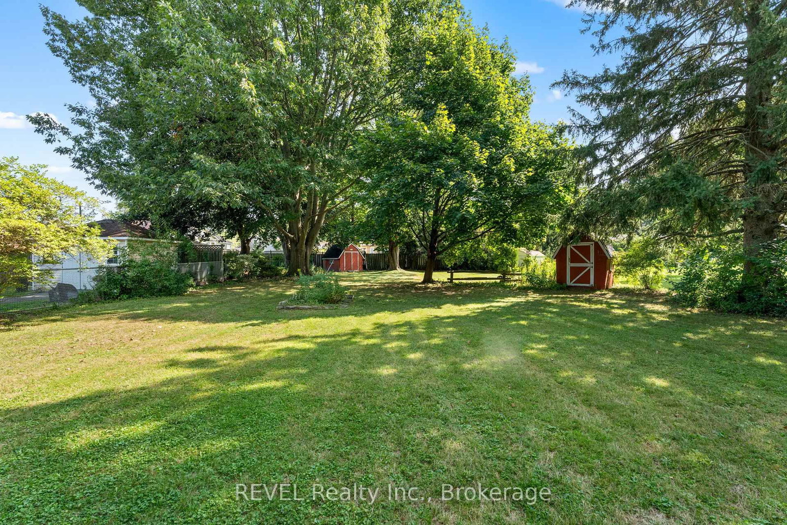 Listing Image 7