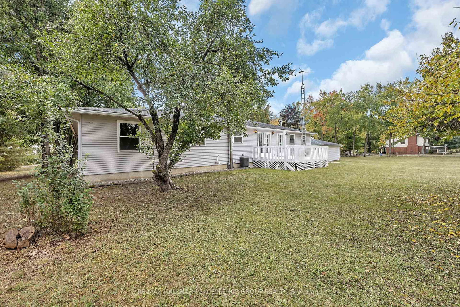 Listing Image 7