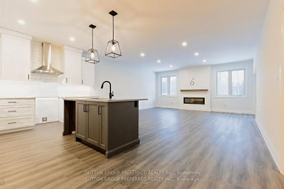 175 GLENGARIFF Drive • #16 • Southwold, ON photo 8