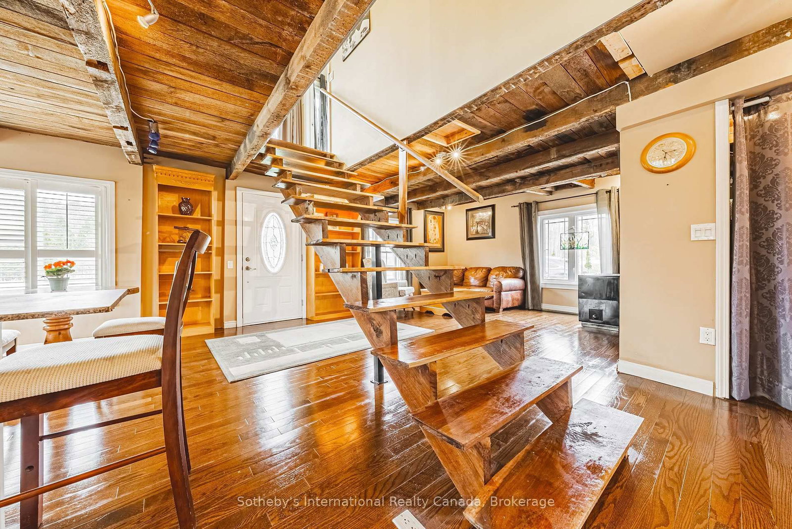 1680 Old Brock Street • Norfolk, ON photo 1