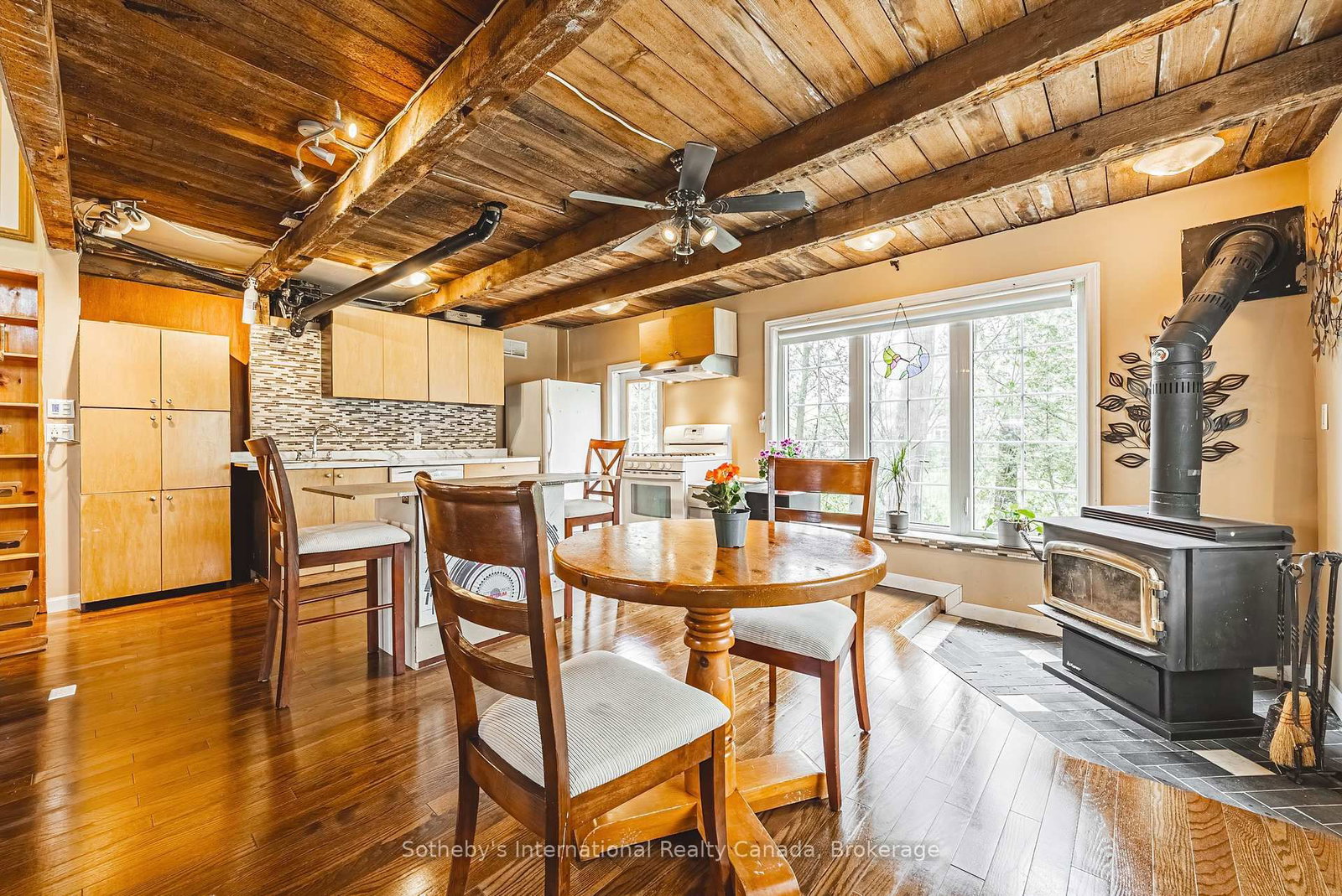 Detached House for sale at 1680 Old Brock Street, Norfolk, Ontario, N0E 1W0 - Vittoria - MLS: X12440998