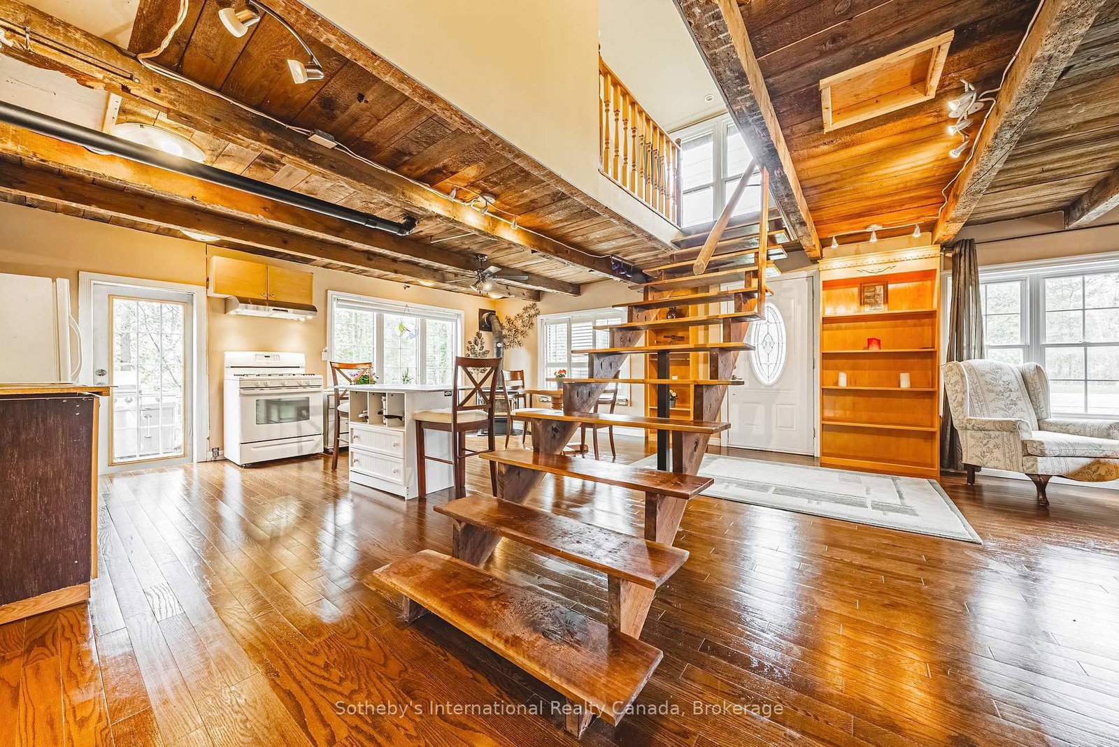 Detached House for sale at 1680 Old Brock Street, Norfolk, Ontario, N0E 1W0 - Vittoria - MLS: X12440998