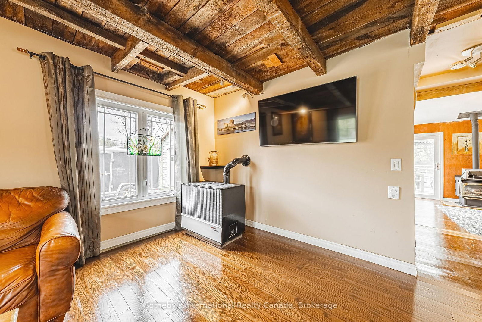 Detached House for sale at 1680 Old Brock Street, Norfolk, Ontario, N0E 1W0 - Vittoria - MLS: X12440998