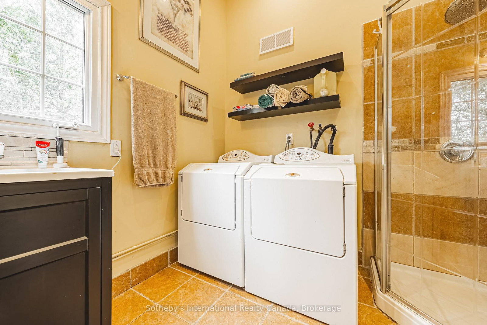 Detached House for sale at 1680 Old Brock Street, Norfolk, Ontario, N0E 1W0 - Vittoria - MLS: X12440998