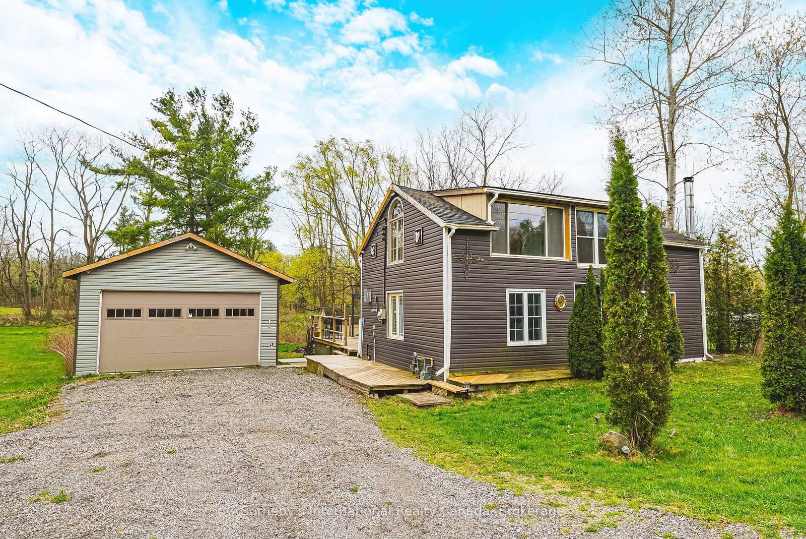 Detached House for sale at 1680 Old Brock Street, Norfolk, Ontario, N0E 1W0 - Vittoria - MLS: X12440998