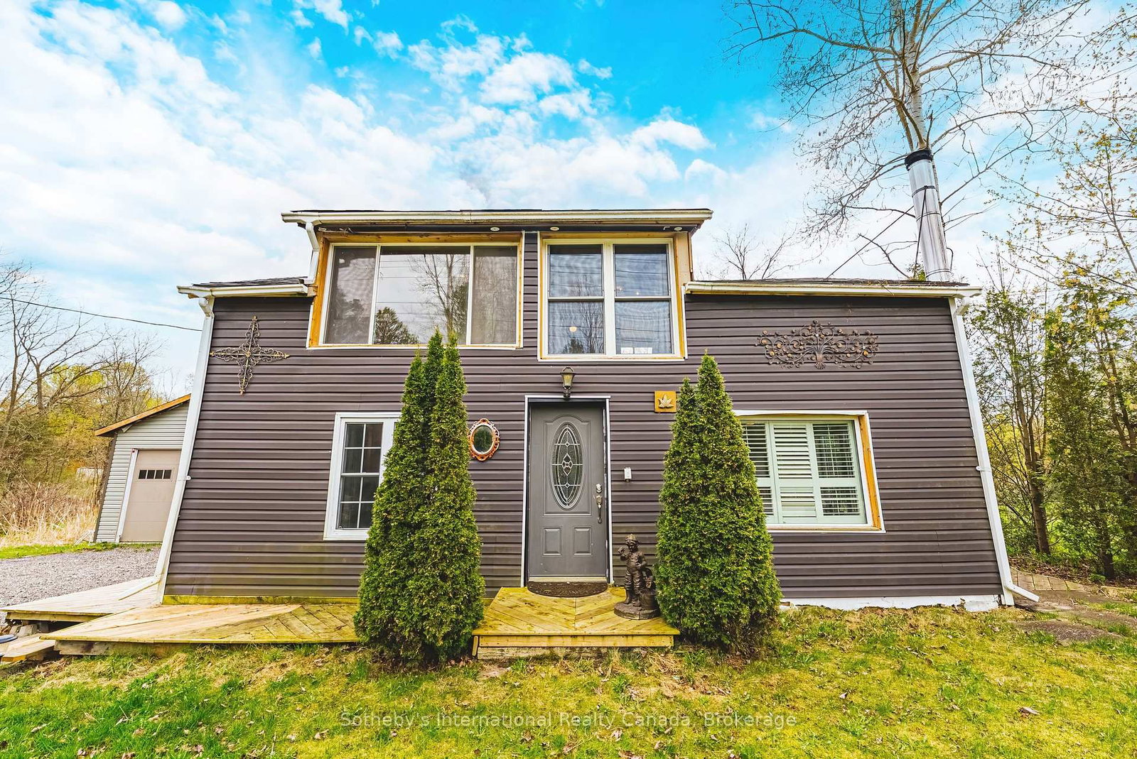 Detached House for sale at 1680 Old Brock Street, Norfolk, Ontario, N0E 1W0 - Vittoria - MLS: X12440998