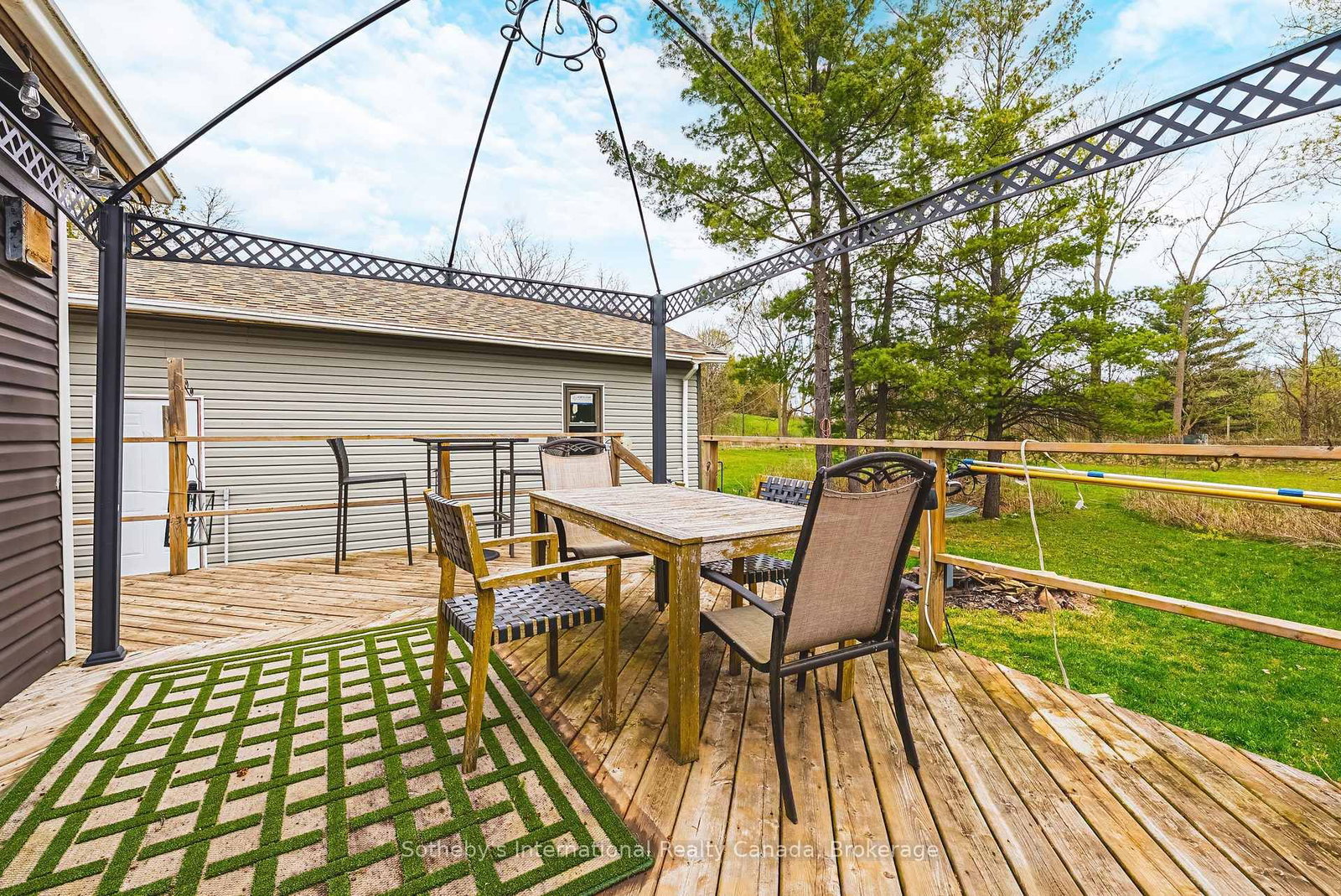 Detached House for sale at 1680 Old Brock Street, Norfolk, Ontario, N0E 1W0 - Vittoria - MLS: X12440998