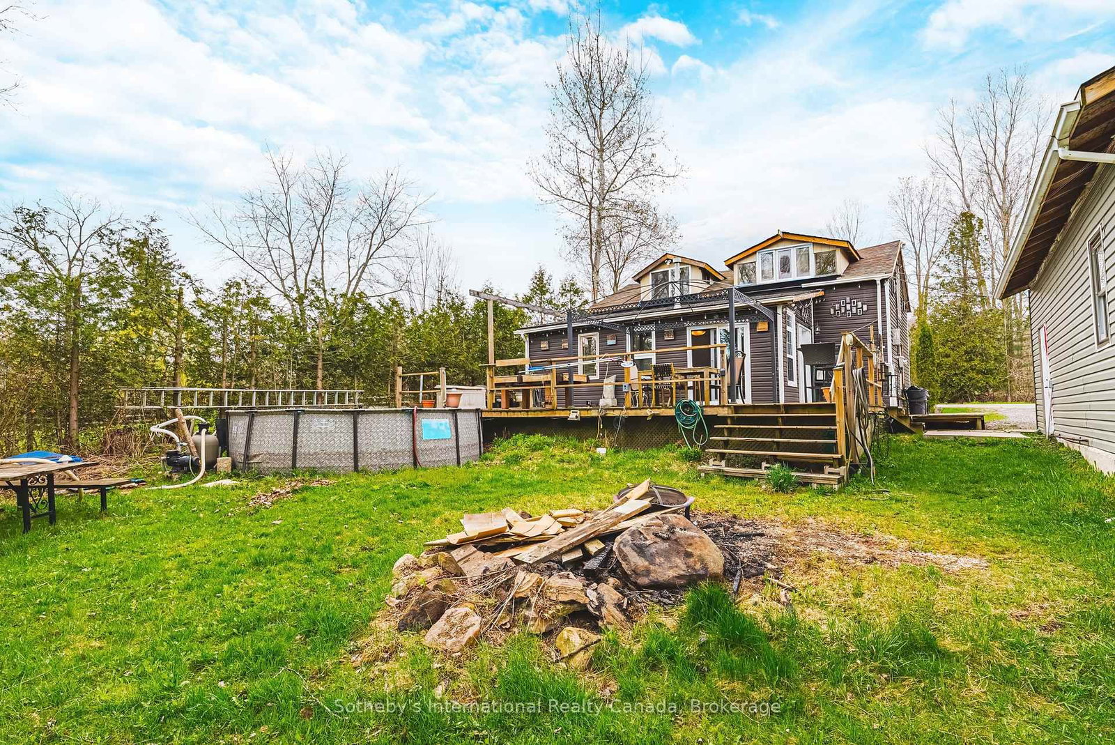 Detached House for sale at 1680 Old Brock Street, Norfolk, Ontario, N0E 1W0 - Vittoria - MLS: X12440998