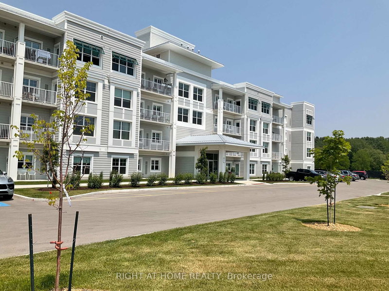 home for sale on 211-100 The promenade Road