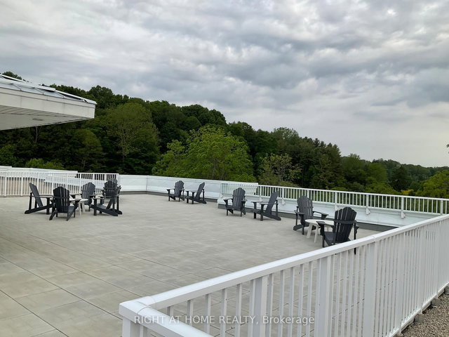 211 - 100 The promenade Road