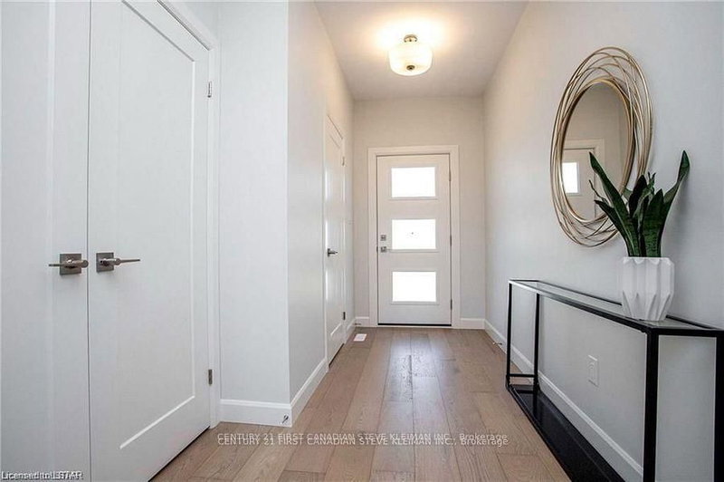 37 - 2700 BUROAK Dr, London North, N6G 5B6 | Image 2