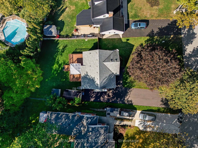 36 Gibson Dr, Norfolk, N3Y 3L3 | Image 3