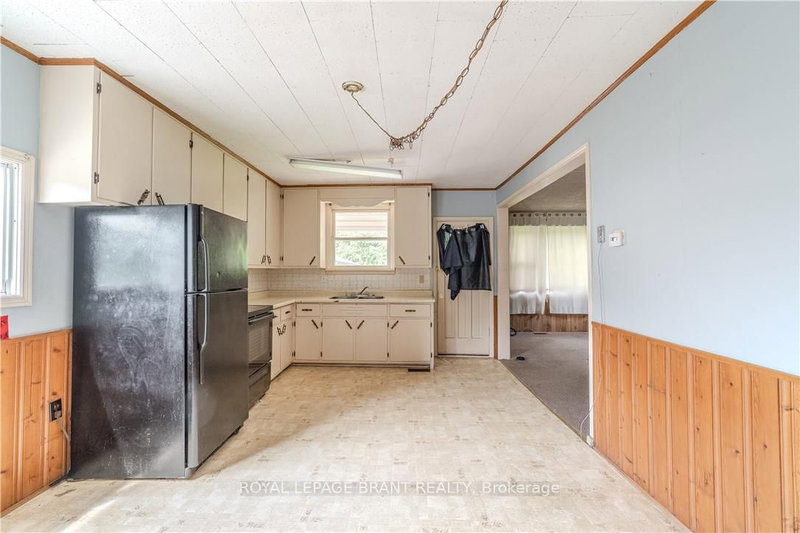 978 Norfolk St N, Norfolk, N3Y 3R8 | Image 2