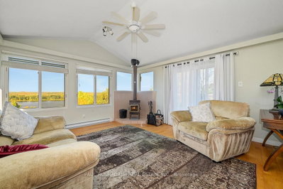 1565 Lilac Lane — more photos
