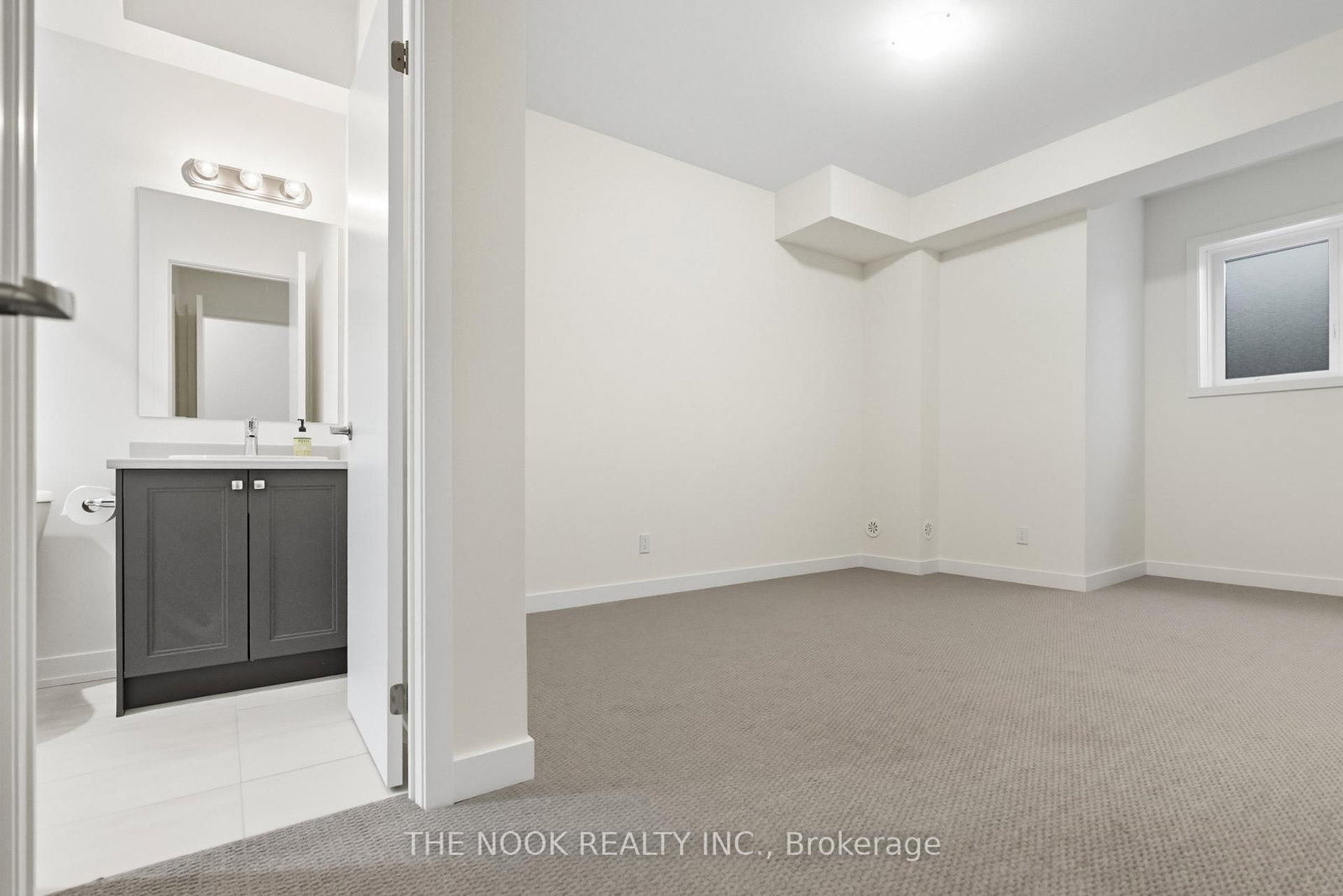 160 Densmore Road, Unit 601 - Photo 13