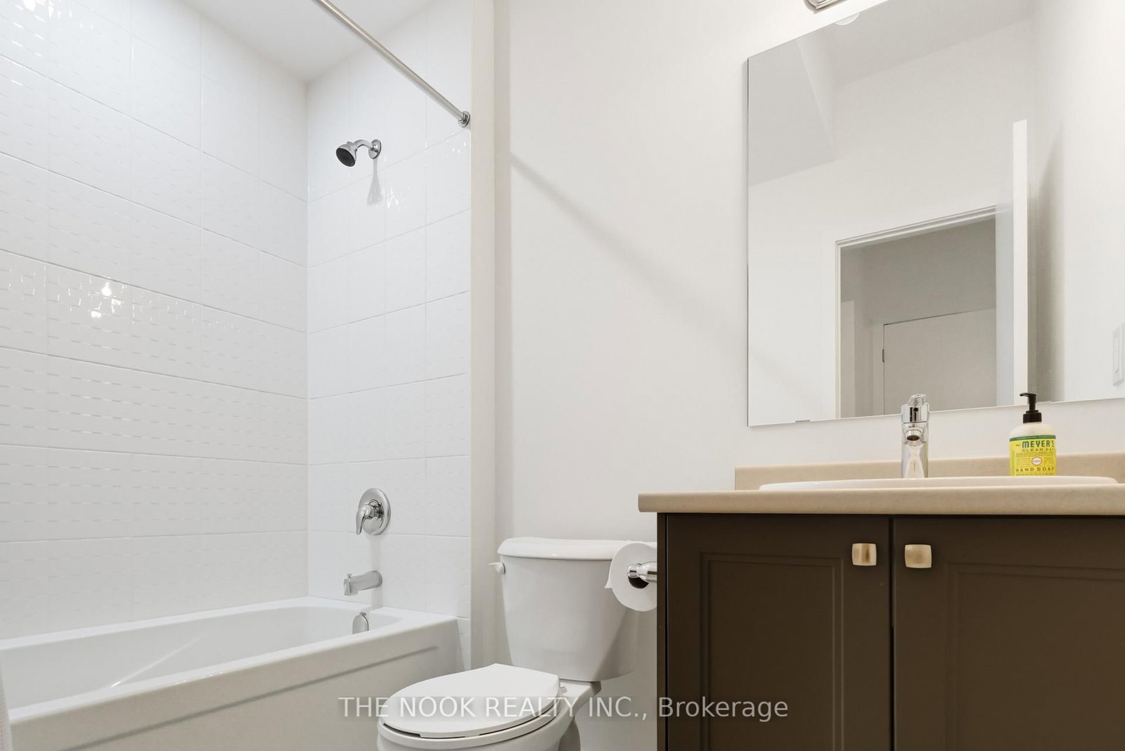 160 Densmore Road, Unit 601 - Photo 14