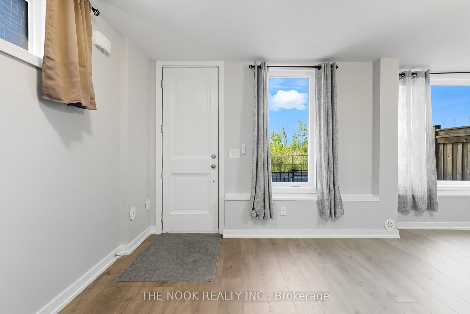 160 Densmore Road, Unit 601 - Photo 6