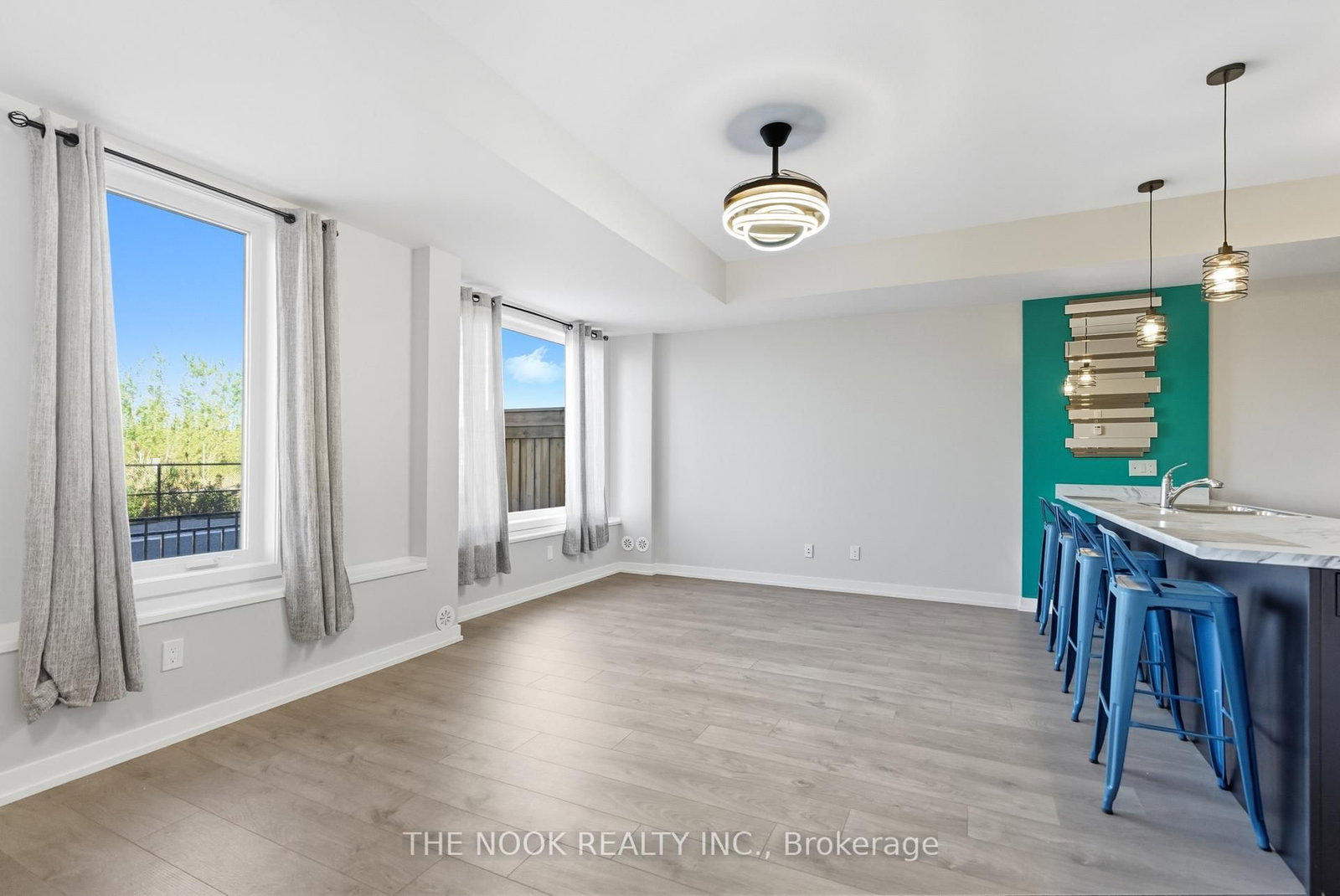 160 Densmore Road, Unit 601 - Photo 7