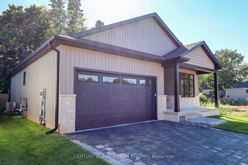 22 - 430 Head St N, Strathroy-Caradoc, N7G 2K2 | Image 3