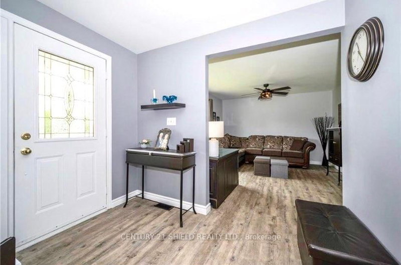 1336 Alfred St, Cornwall, K6J 4Z8 | Image 2
