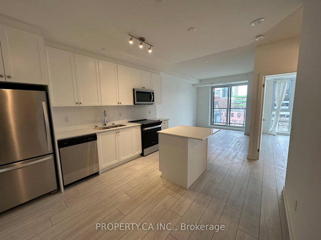 307 - 55 Duke Street W