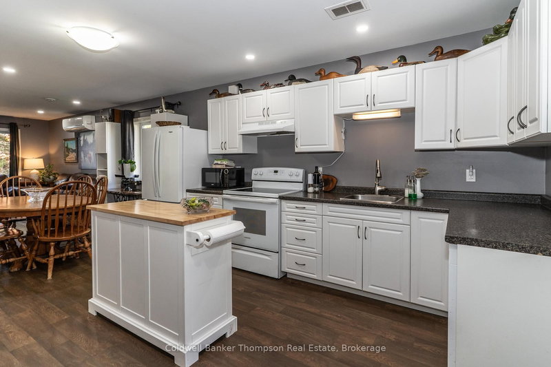 42 Murray St, Sundridge, P0A 1Z0 | Image 2