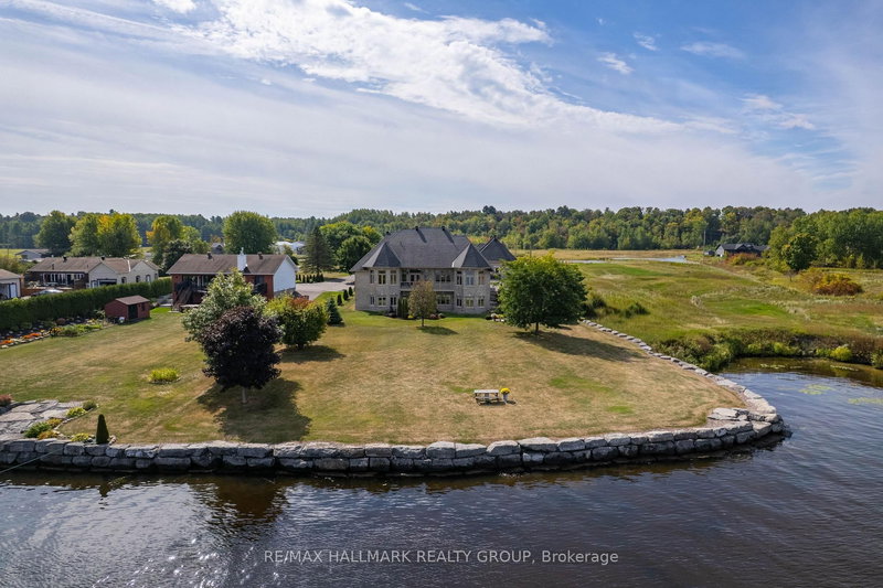 3285 Front Rd S, East Hawkesbury, K6A 2R2 | Image 2