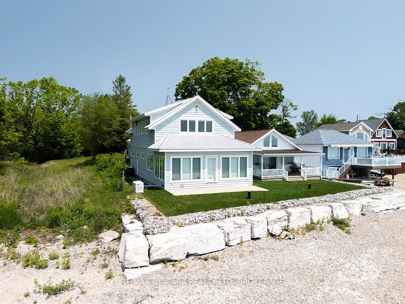 home for sale on 12895 Old Lakeshore Road W