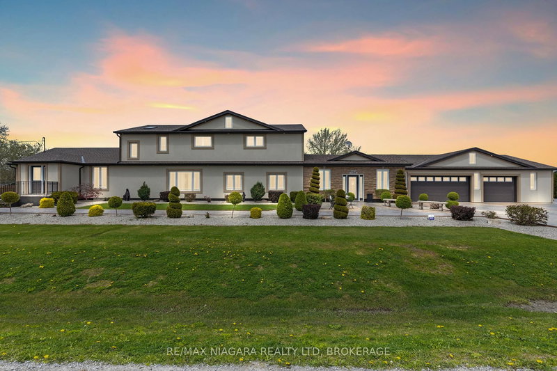 724 Line 3 Rd S, Niagara-on-the-Lake, L0S 1J0 | Image 3