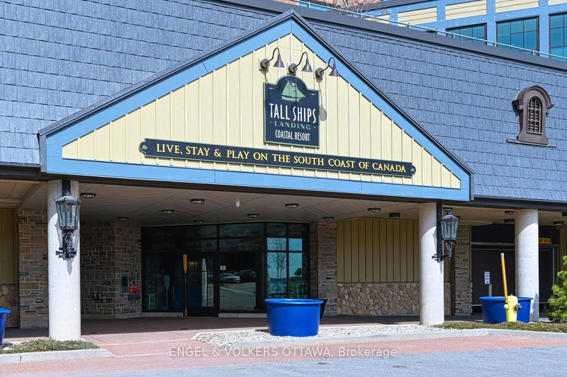 1504 - 15 St Andrew St, Brockville, K6V 0B8 | Image 2