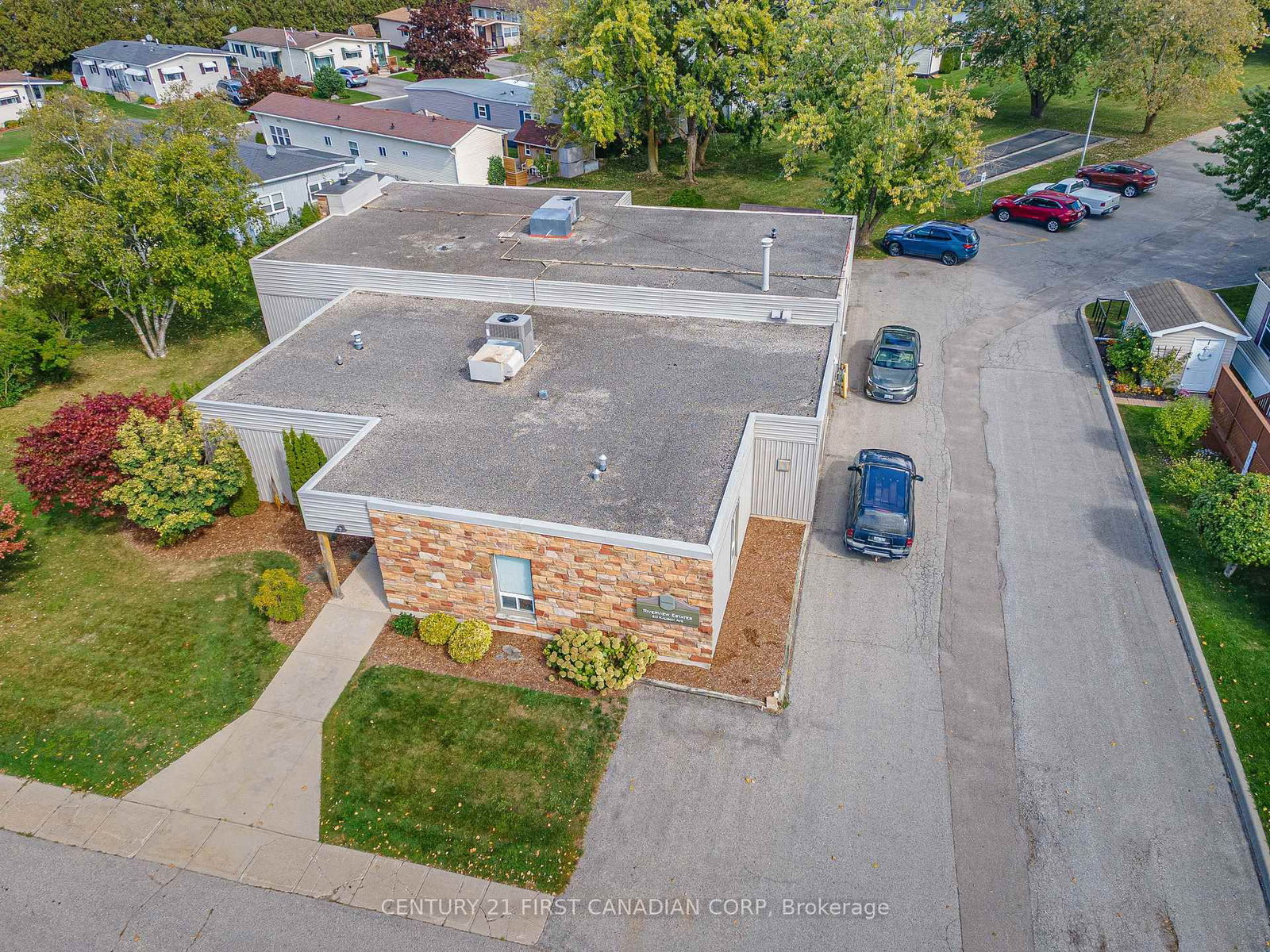 Listing Image 44