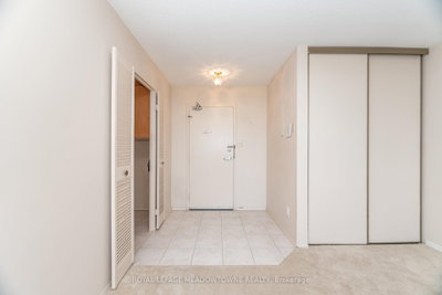 Unit 804 — 225 Harvard Place — photo 5