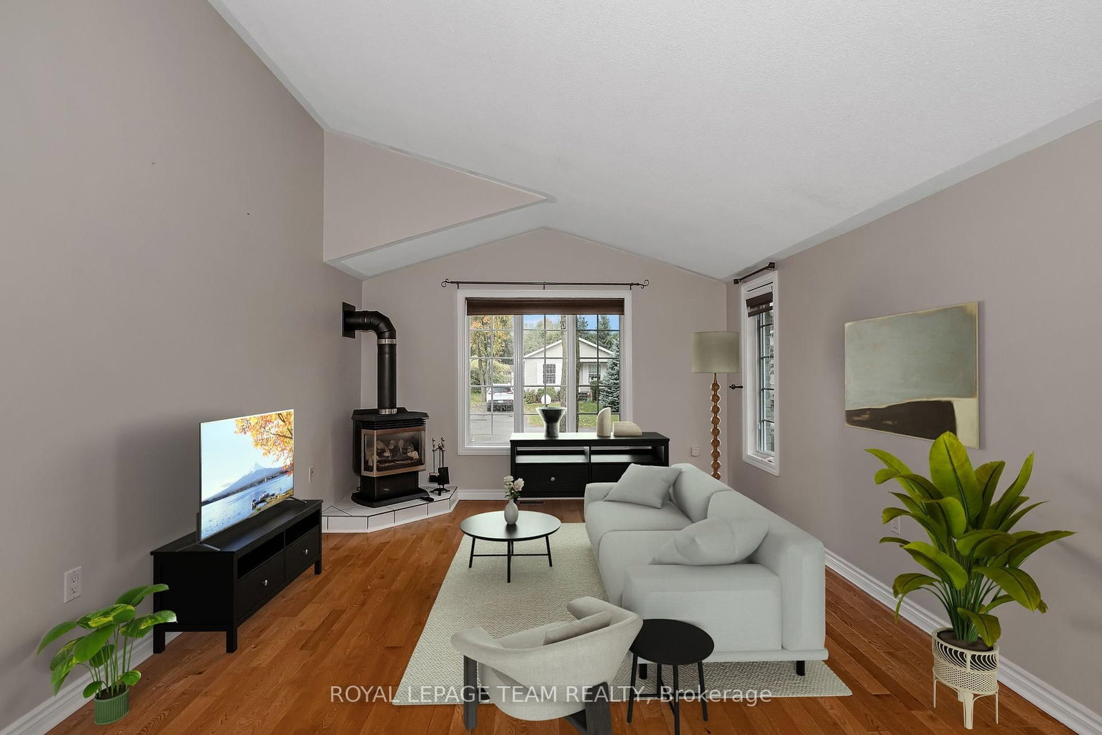 Listing Image 6