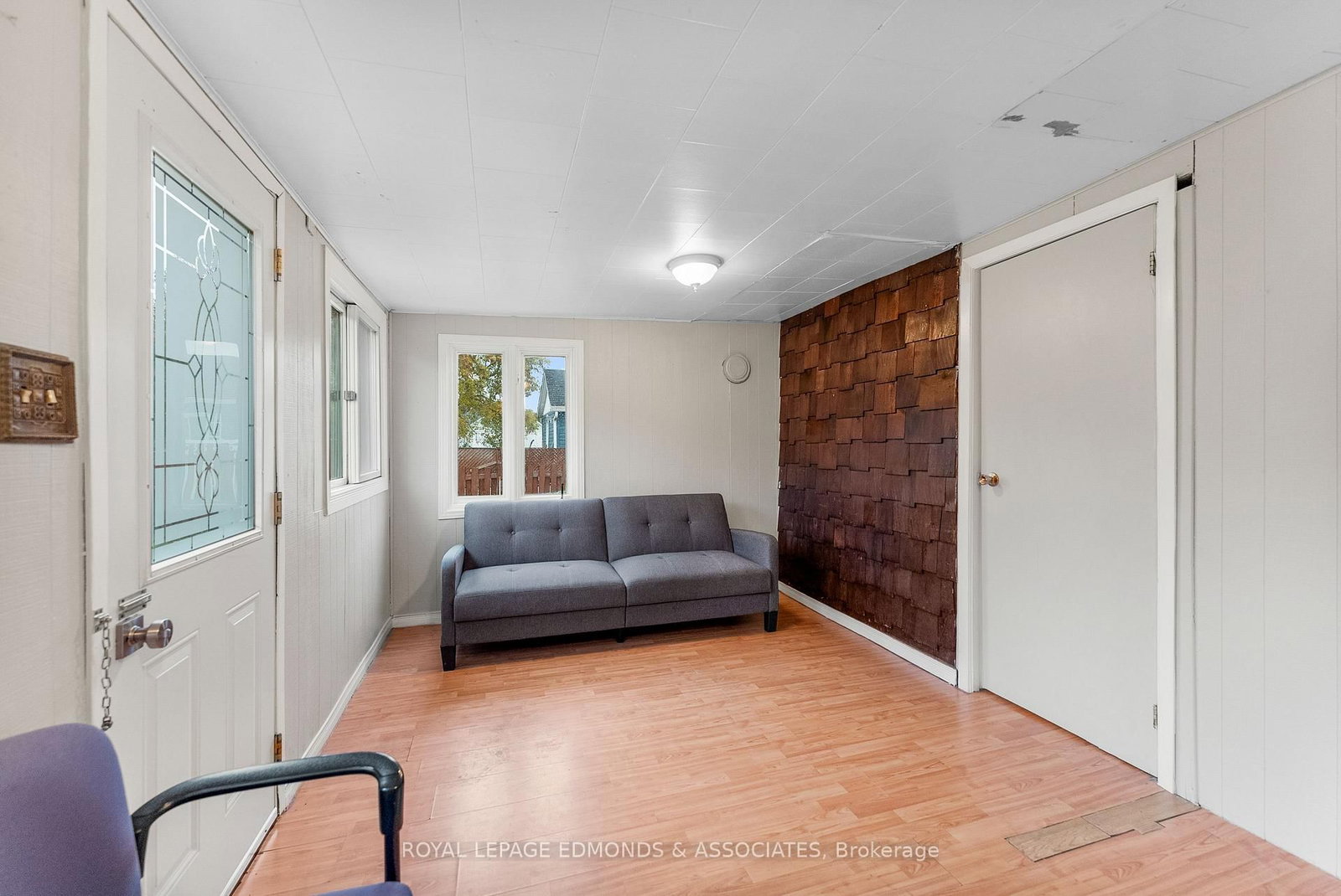Listing Image 17