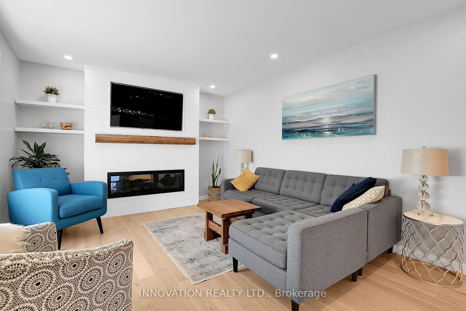 Listing Image 7