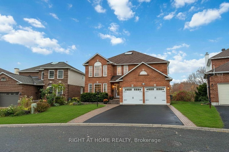 50 Rosenfeld Cres, Ottawa, K2K 2L2 | Image 2